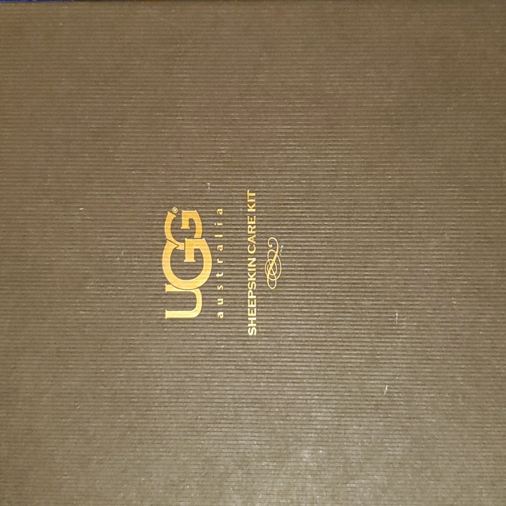UGG Sheepskin Care Kit